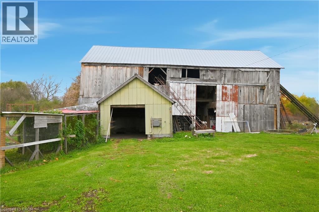 9043 Ridge Road, Niagara Falls, Ontario  L3B 5N7 - Photo 48 - 40784996