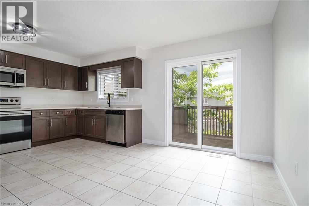 70 Willowrun Drive Unit# J-3, Kitchener, Ontario  N2A 0J3 - Photo 11 - 40784988