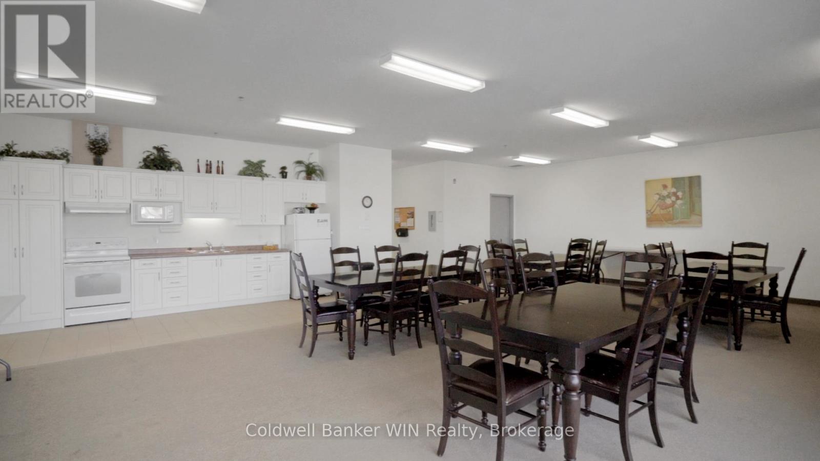 209 - 401 Birmingham Street E, Wellington North, Ontario  N0G 2L2 - Photo 14 - X12508098