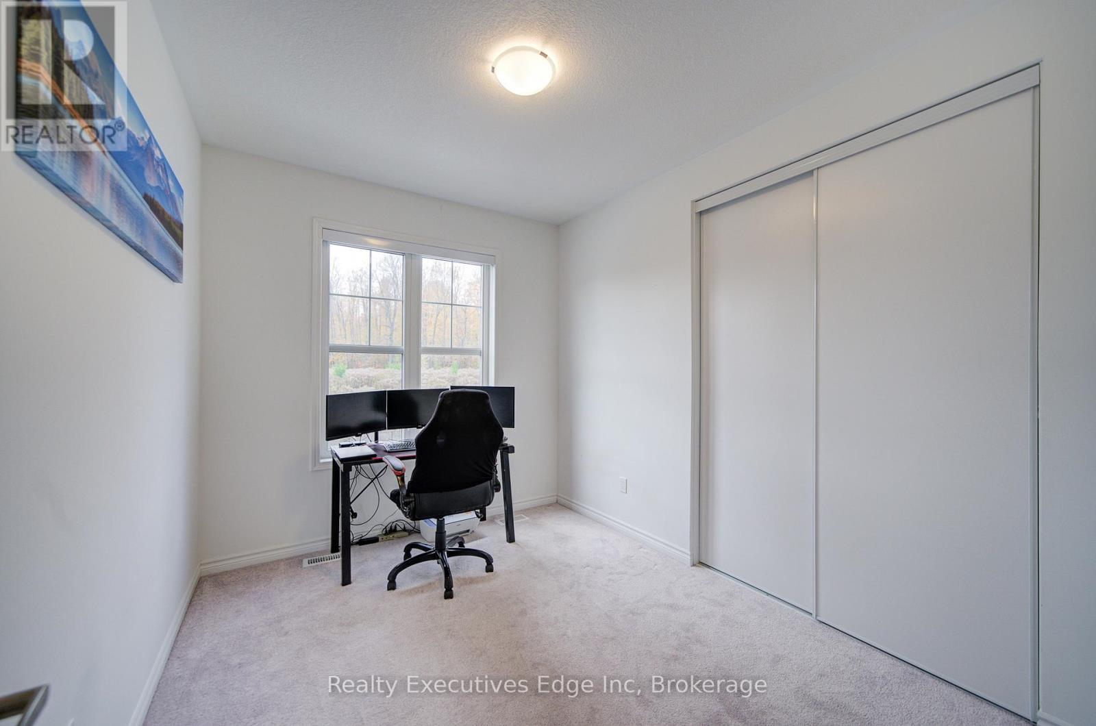 229 Forestwalk Street, Kitchener, Ontario  N2R 0T2 - Photo 19 - X12508360