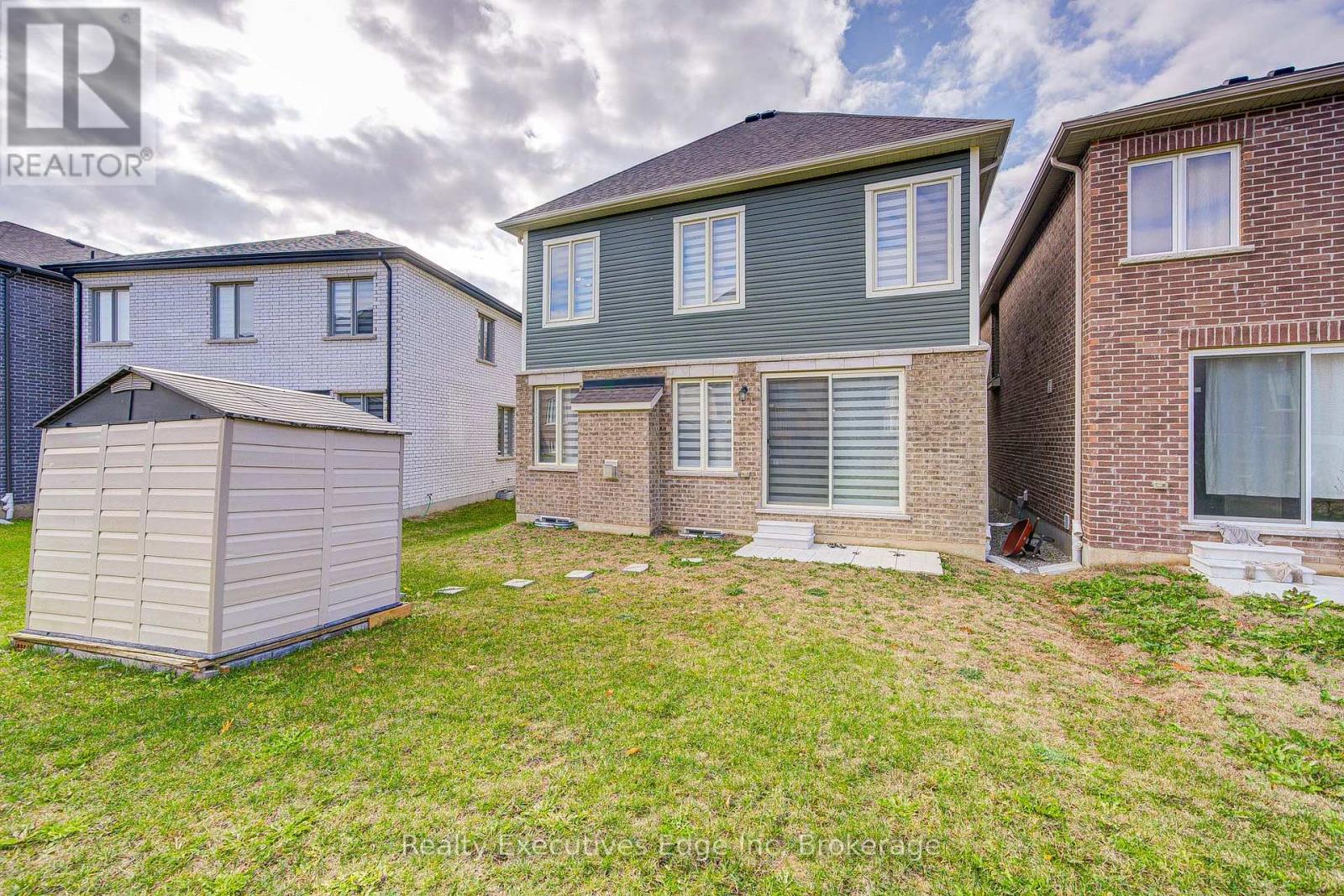 229 Forestwalk Street, Kitchener, Ontario  N2R 0T2 - Photo 28 - X12508360