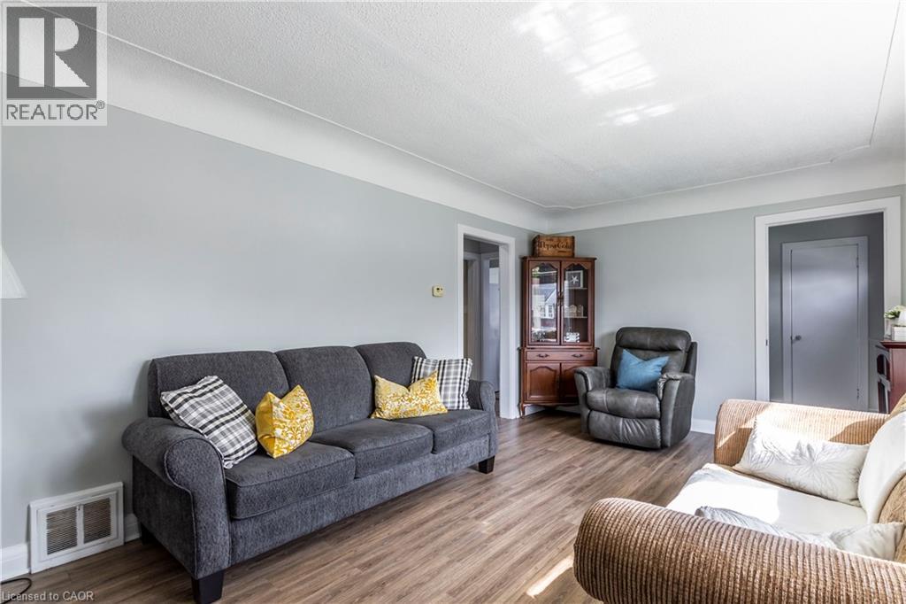 20 West 1st Street, Hamilton, Ontario  L9C 3B8 - Photo 13 - 40785257