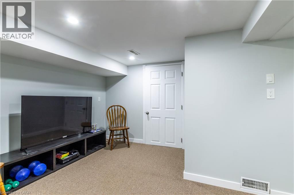 20 West 1st Street, Hamilton, Ontario  L9C 3B8 - Photo 27 - 40785257