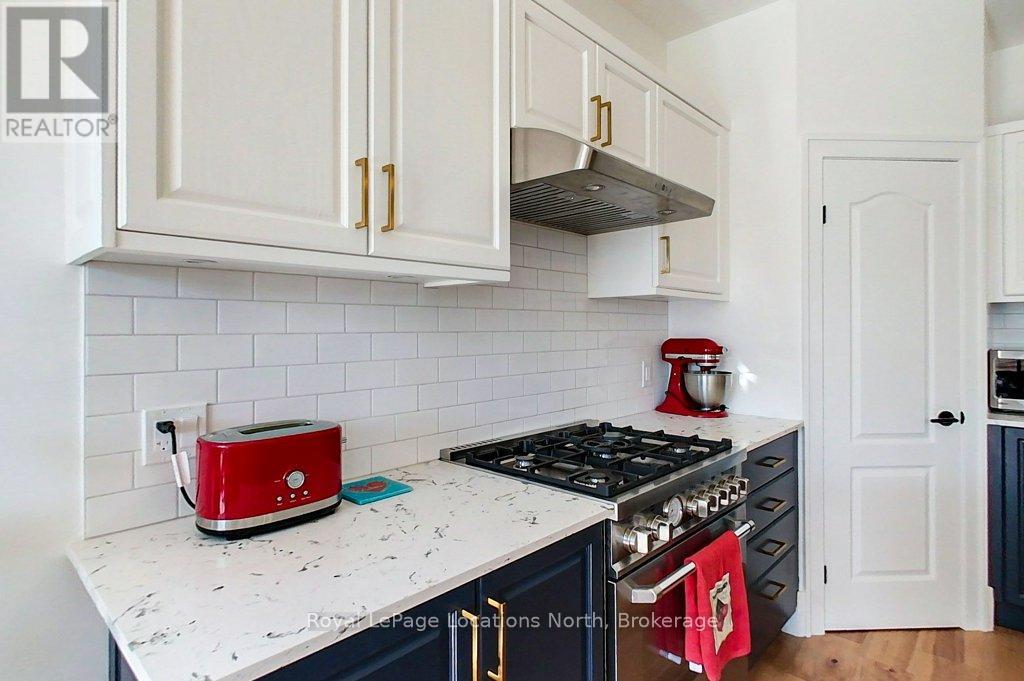 25 - 27 Newport Blvd Boulevard, Collingwood, Ontario  L9Y 4Y8 - Photo 3 - S12510592