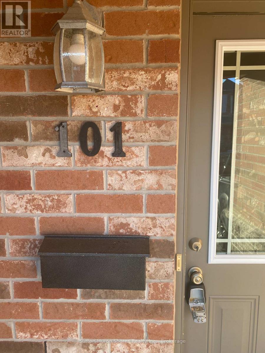 101 - 409 Joseph Street, Saugeen Shores, Ontario  N0H 2C2 - Photo 2 - X12510634