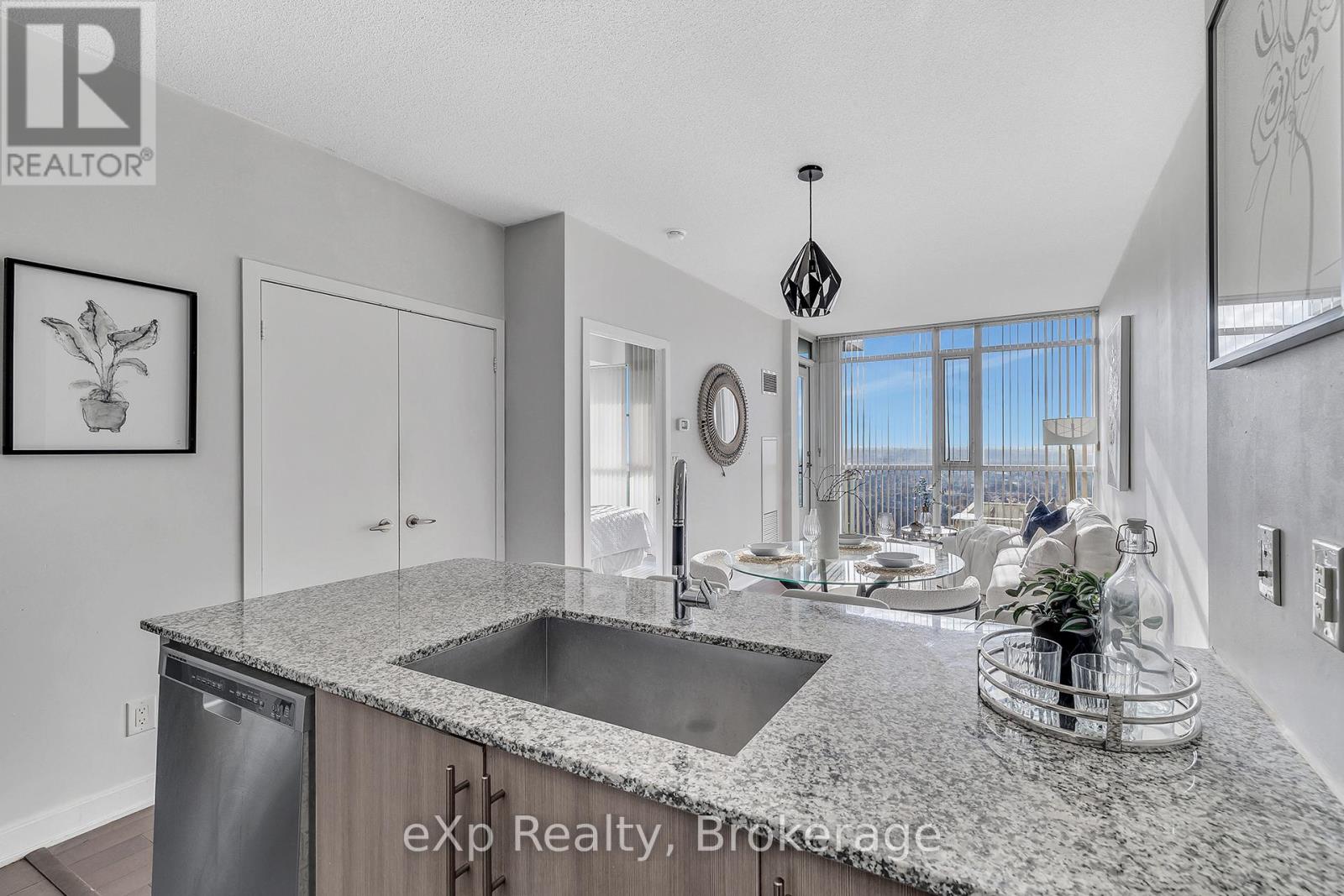 3105 - 4099 Brickstone Mews, Mississauga, Ontario  L5B 0G2 - Photo 6 - W12510950