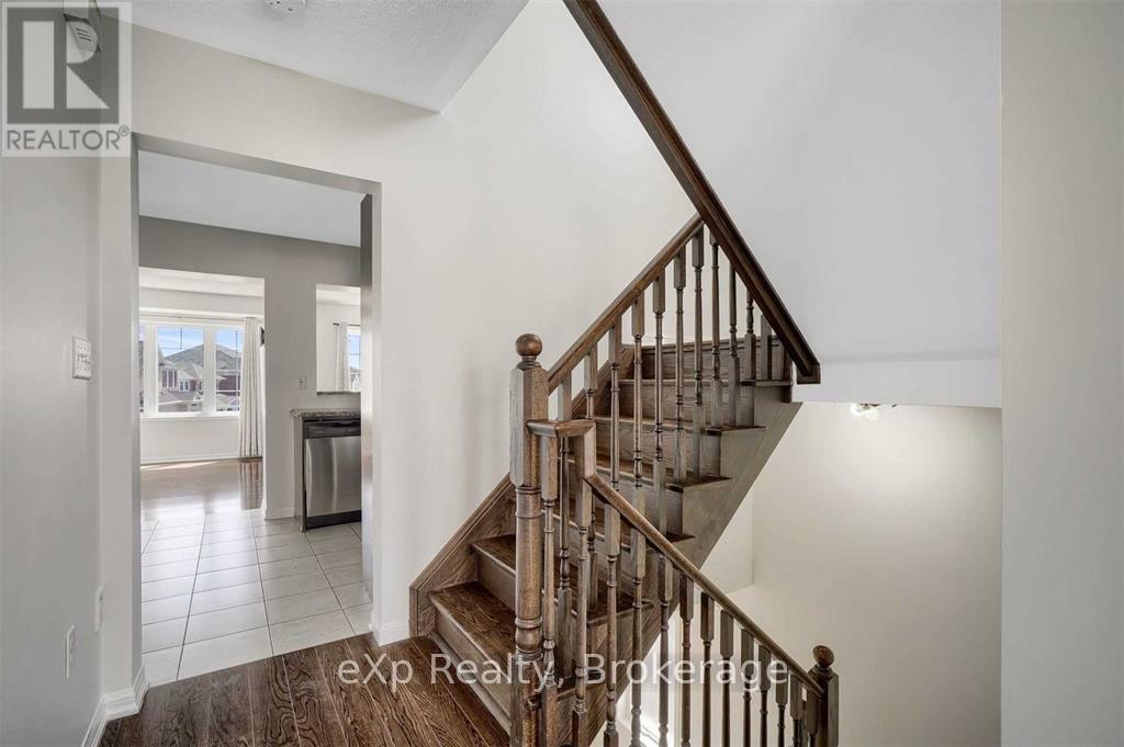 22 Donomore Drive, Brampton, Ontario  L7A 0S7 - Photo 8 - W12510952