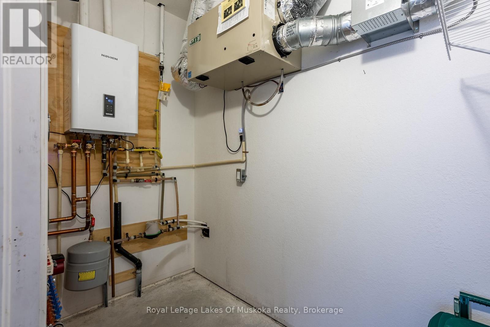 8 - 5 Jordan Lane, Huntsville, Ontario  P1H 1K9 - Photo 31 - X12511016