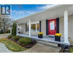 2116 BINBROOK Road E, Hamilton, Ontario