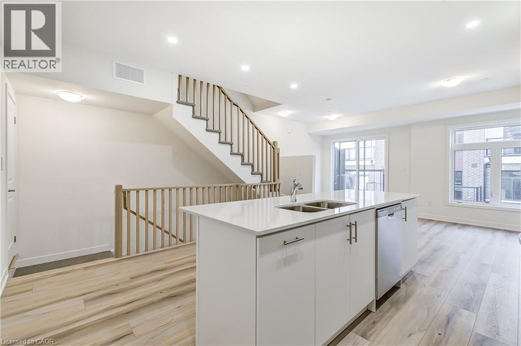 755 Omega Drive Unit# 202, Pickering, Ontario  L1V 0H1 - Photo 7 - 40782585