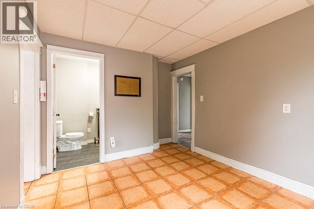 23 Avenue Place, Welland, Ontario  L3B 4B2 - Photo 26 - 40785739