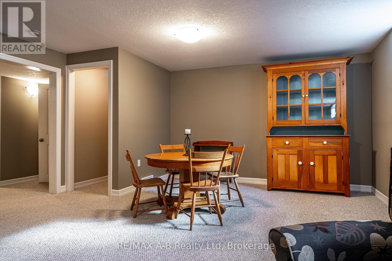 30 Homefield Court, St. Marys, Ontario  N4X 0A4 - Photo 34 - X12511448