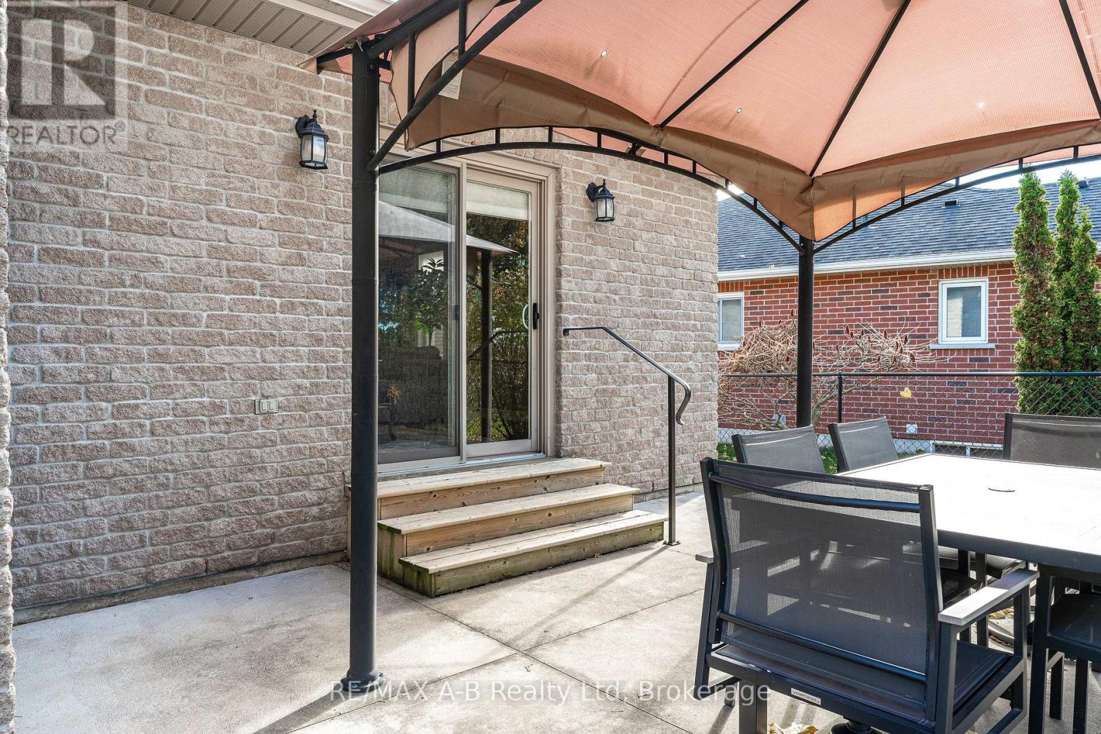 30 Homefield Court, St. Marys, Ontario  N4X 0A4 - Photo 41 - X12511448