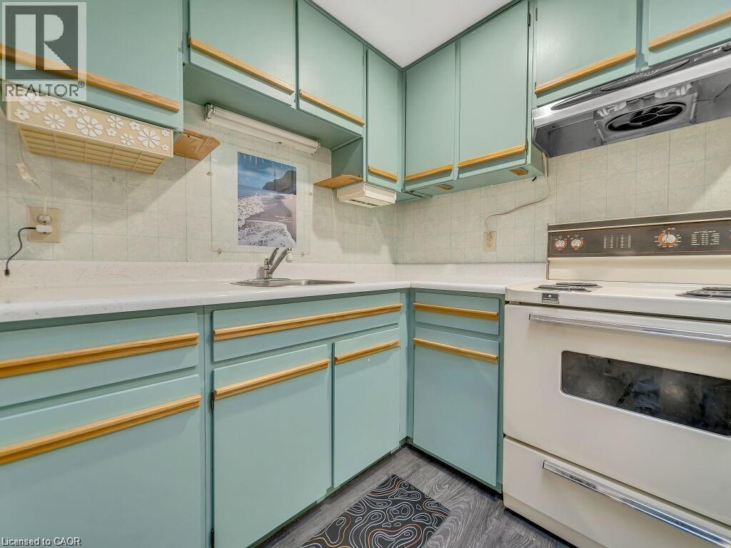 34 Belwood Crescent, Kitchener, Ontario  N2C 1Z3 - Photo 9 - 40785845