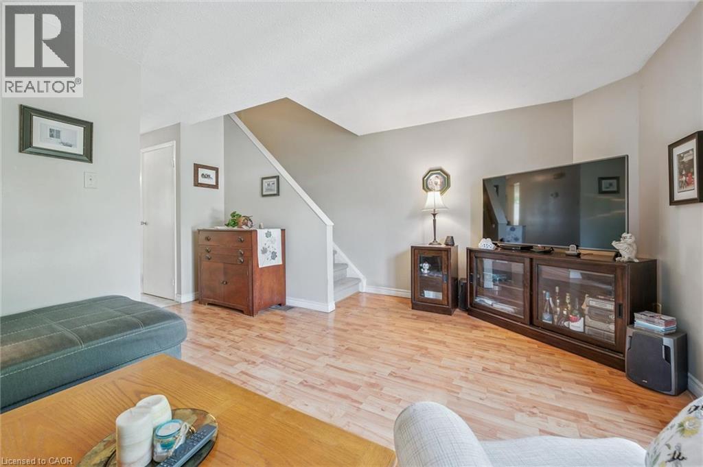 40 Silvercreek Parkway N Unit# 30, Guelph, Ontario  N1H 7X5 - Photo 7 - 40785840