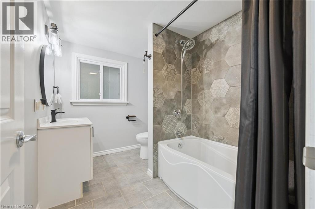 944 Concession Road, Cambridge, Ontario  N3H 4L6 - Photo 25 - 40785825