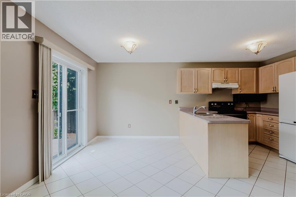 195 Duncairn Crescent, Hamilton, Ontario  L9C 6J9 - Photo 10 - 40785857