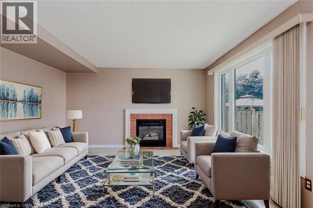 195 Duncairn Crescent, Hamilton, Ontario  L9C 6J9 - Photo 14 - 40785857