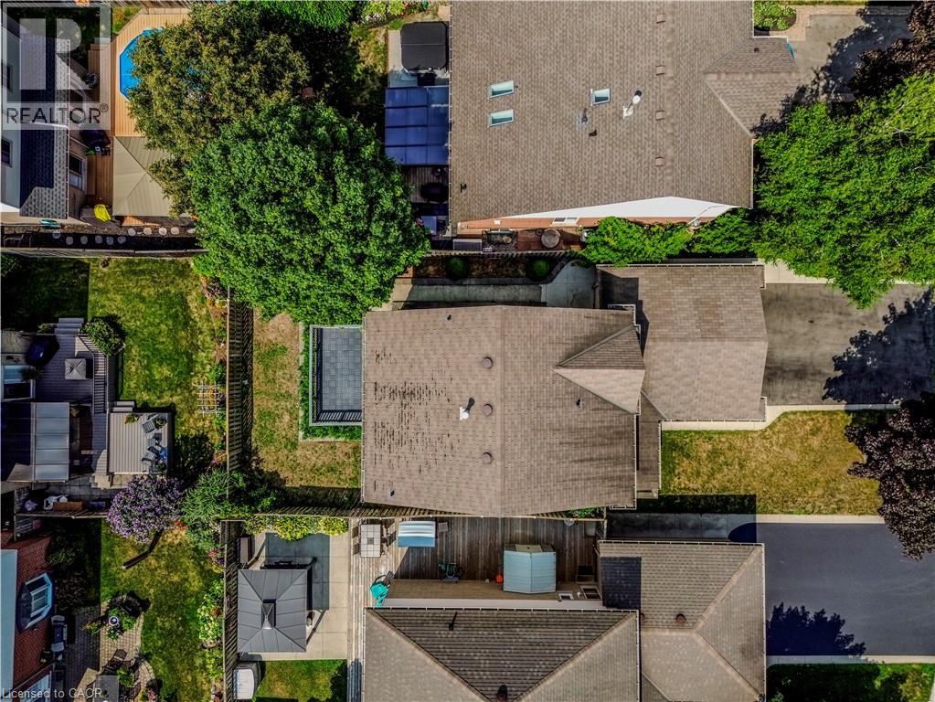 195 Duncairn Crescent, Hamilton, Ontario  L9C 6J9 - Photo 4 - 40785857