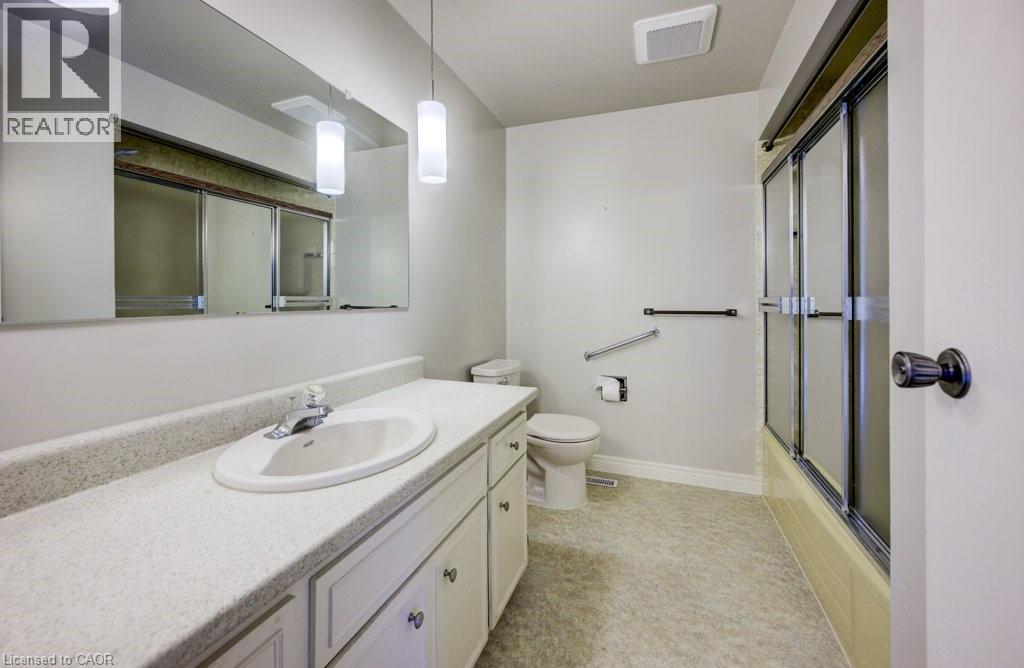 14 Broadview Court, Kitchener, Ontario  N2A 2X8 - Photo 35 - 40784767