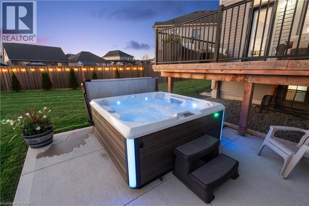 220 Harpin Way E, Fergus, Ontario  N1M 0G8 - Photo 31 - 40785720