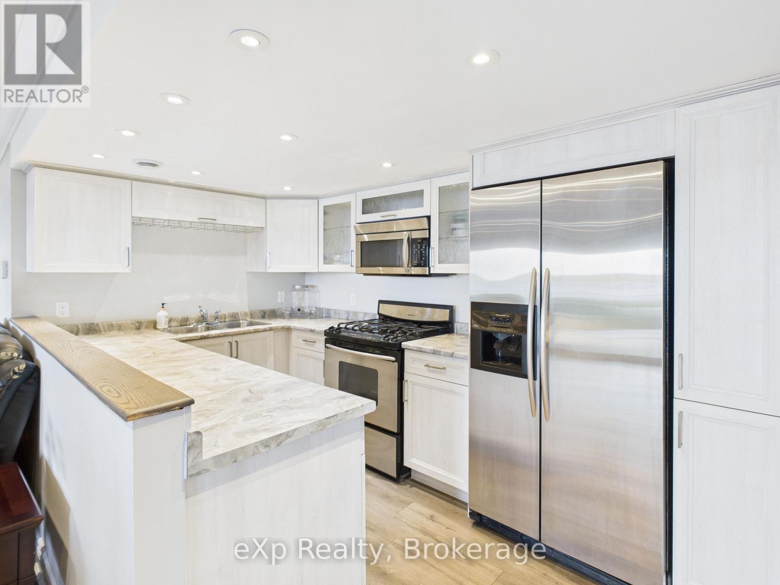 197 Balmy Beach Road, Georgian Bluffs, Ontario  N4K 5N4 - Photo 32 - X12512596