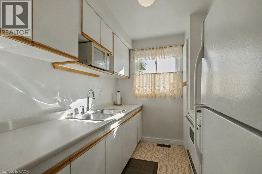 31 Greengate Road Unit# 205, Guelph, Ontario  N1H 6R3 - Photo 7 - 40785938