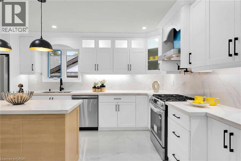 121 Appleford Road, Hamilton, Ontario  L9C 5Y2 - Photo 7 - 40785890