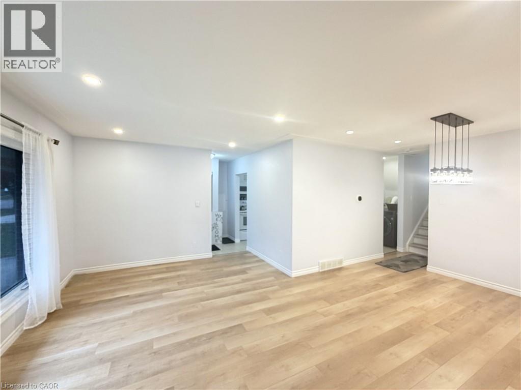 15 Duncairn Avenue Unit# Main, Kitchener, Ontario  N2M 4S5 - Photo 10 - 40785936