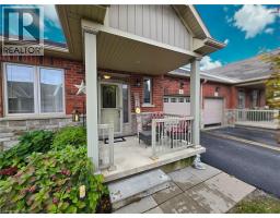 4 HILLGARTNER Lane, Binbrook, Ontario