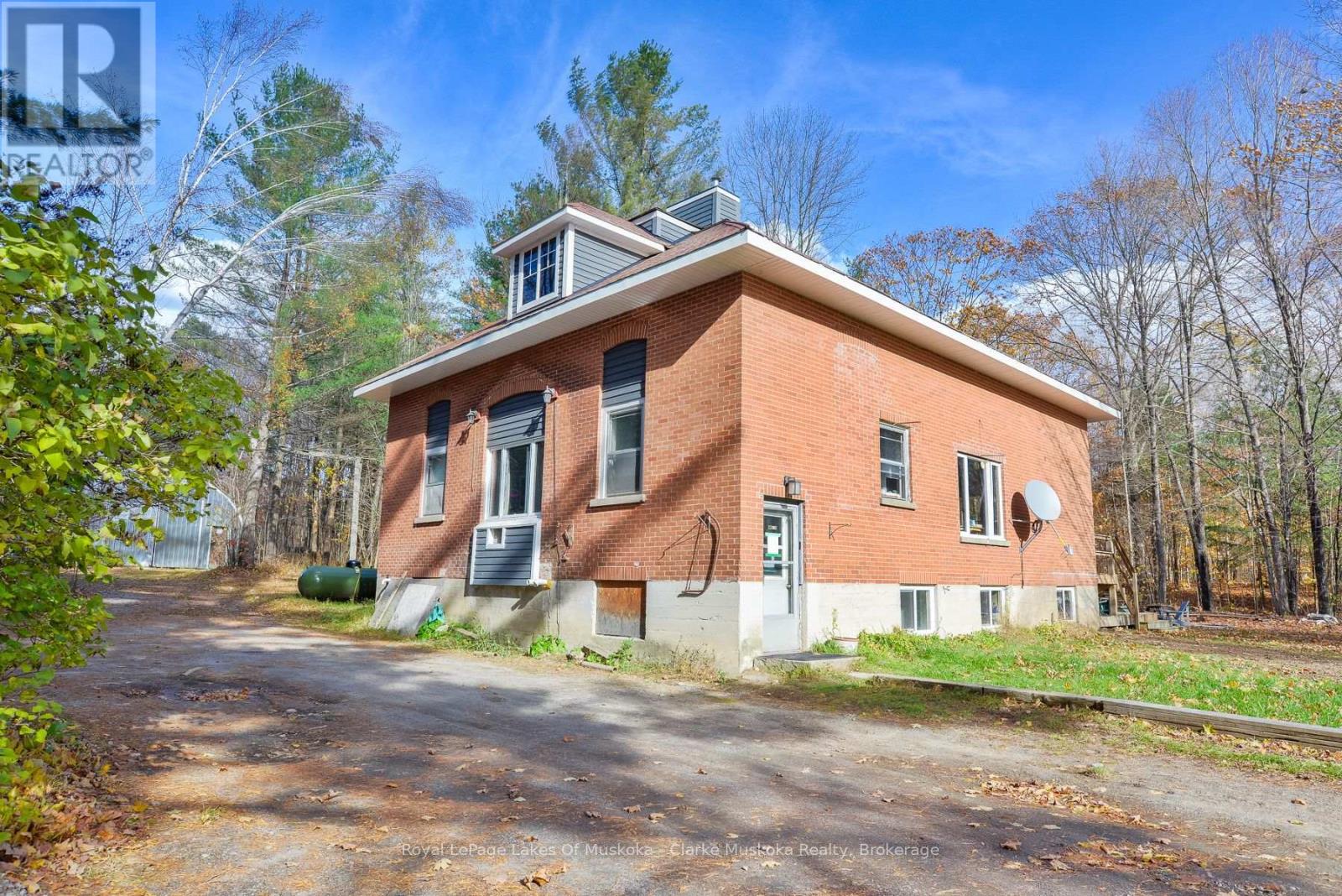 2026 PENINSULA ROAD, Muskoka Lakes, Ontario
