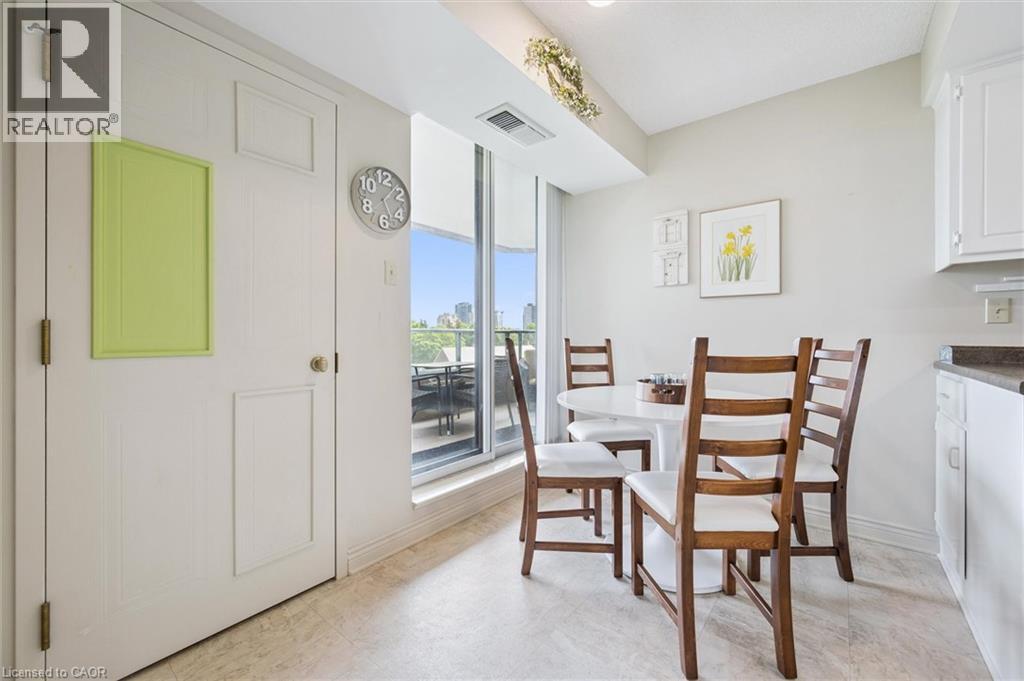 6 Willow Street Unit# 702, Waterloo, Ontario  N2J 4S3 - Photo 18 - 40785925