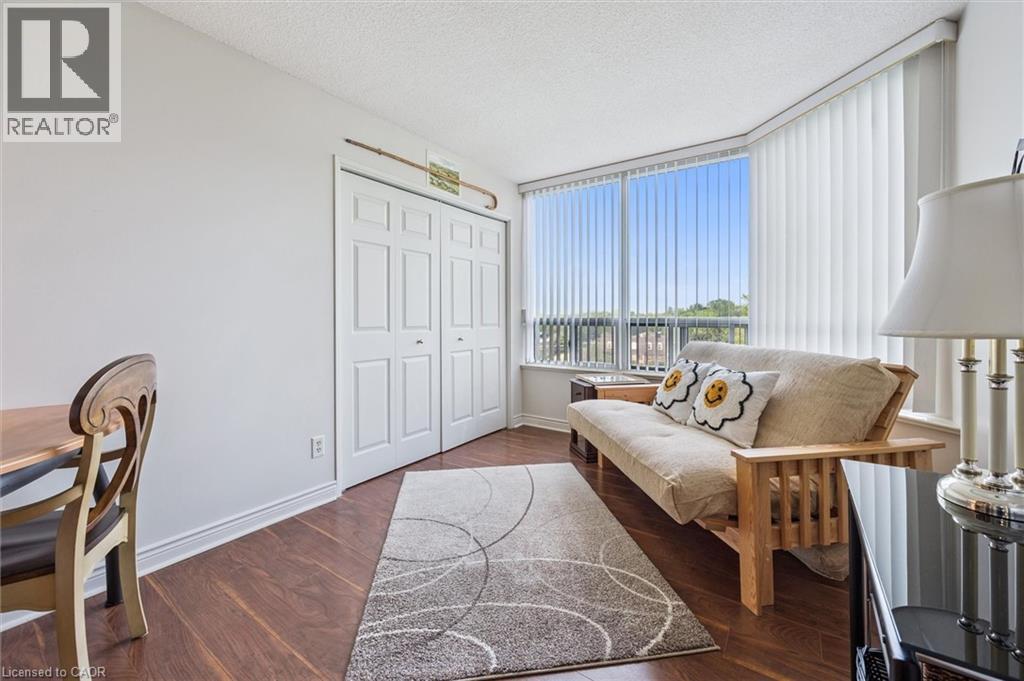 6 Willow Street Unit# 702, Waterloo, Ontario  N2J 4S3 - Photo 23 - 40785925