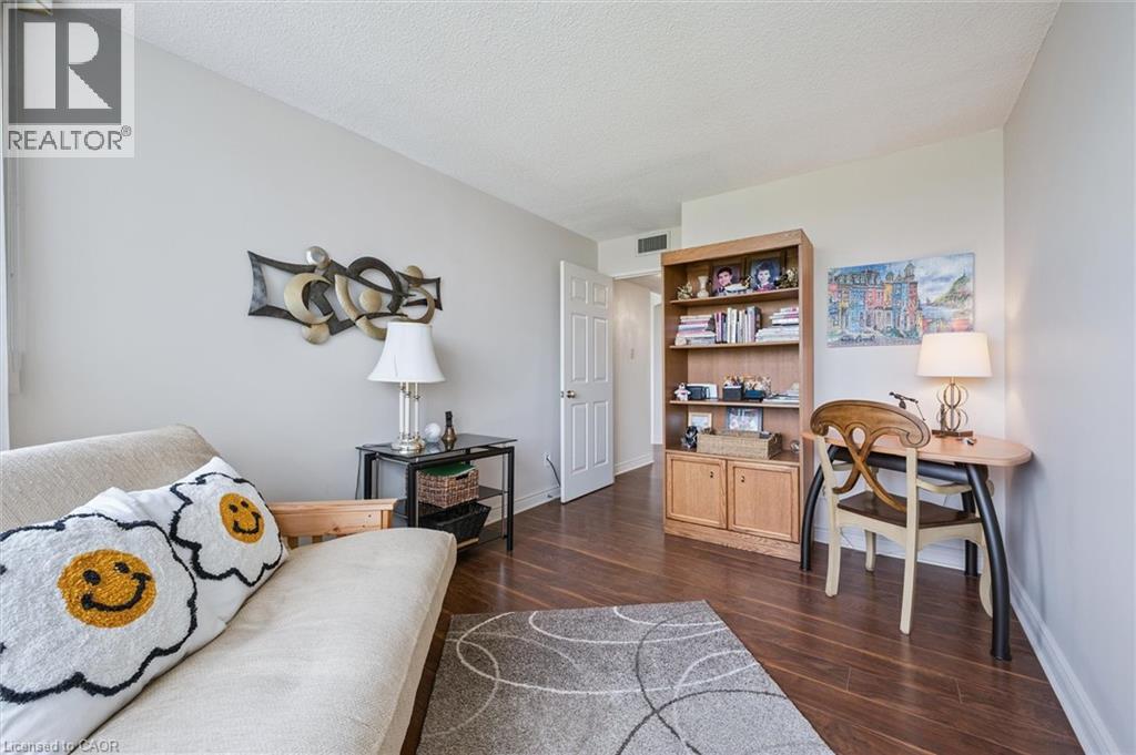 6 Willow Street Unit# 702, Waterloo, Ontario  N2J 4S3 - Photo 24 - 40785925