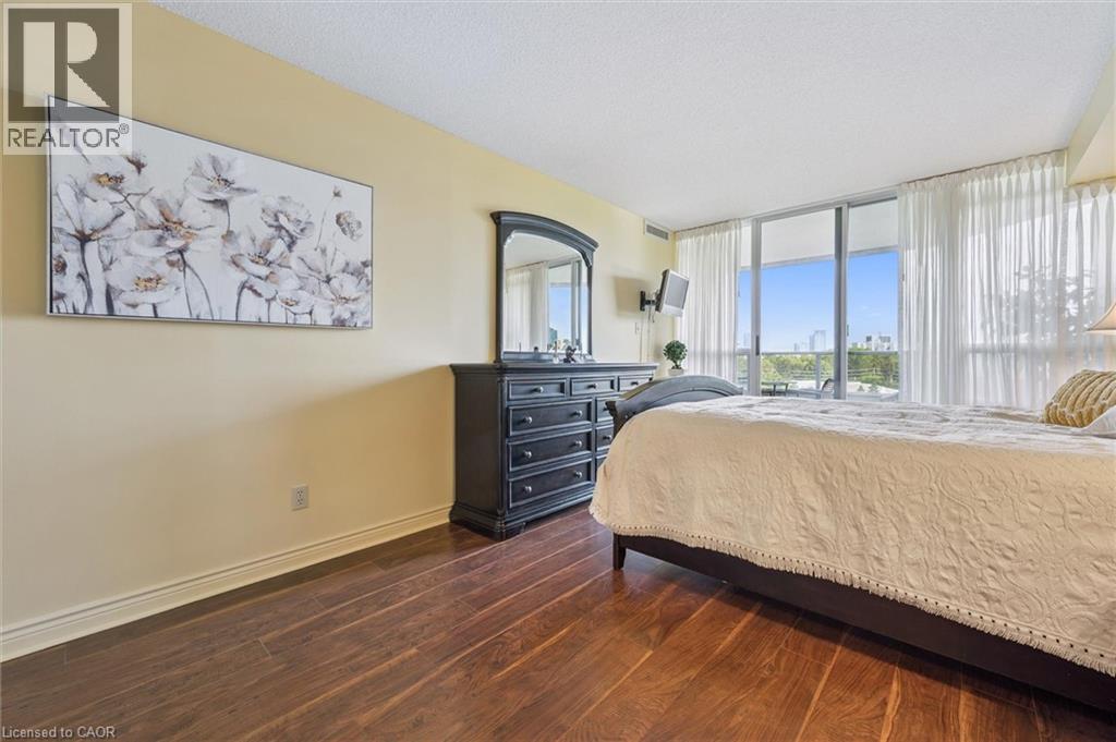 6 Willow Street Unit# 702, Waterloo, Ontario  N2J 4S3 - Photo 27 - 40785925