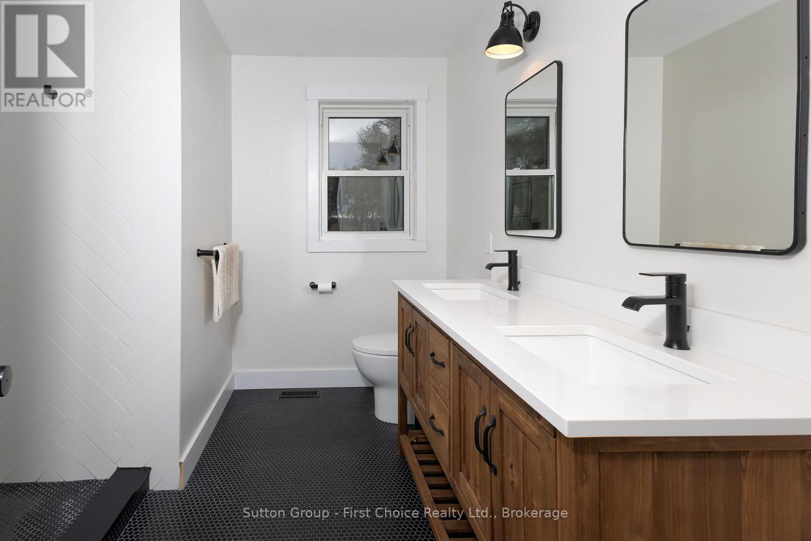 3502 Highway 7, Perth South, Ontario  N5A 6S3 - Photo 21 - X12513600