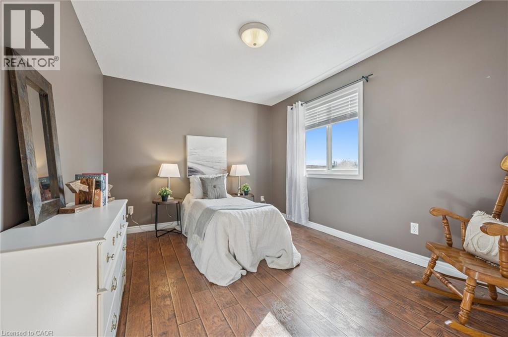 7 Hearthbridge Street, Kitchener, Ontario  N2R 1L5 - Photo 23 - 40785926