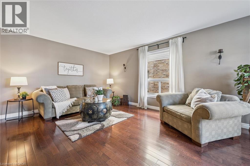 7 Hearthbridge Street, Kitchener, Ontario  N2R 1L5 - Photo 6 - 40785926