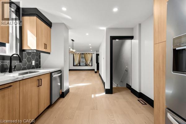 105 Rothsay Avenue, Hamilton, Ontario  L8M 3G3 - Photo 15 - 40785834