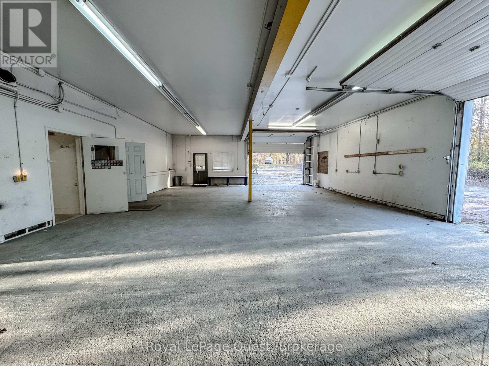 639 B 16 Concession E, Tiny, Ontario  L9M 0E9 - Photo 5 - S12515308