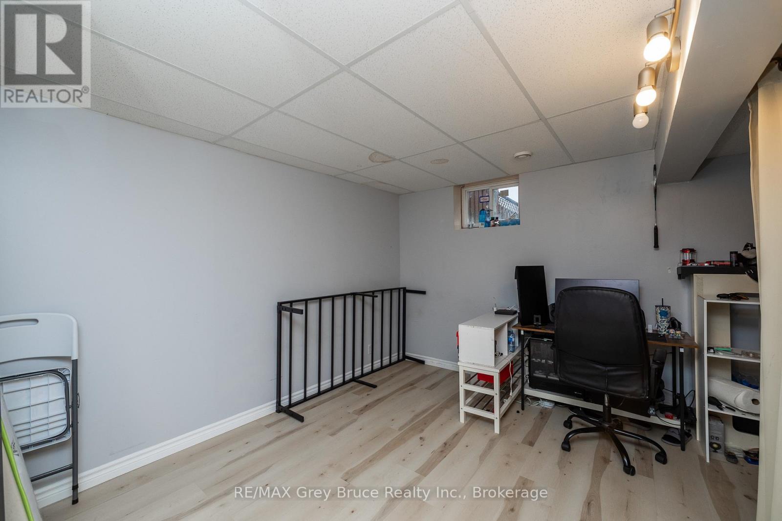 554 12th Street W, Owen Sound, Ontario  N4K 3V9 - Photo 20 - X12530136