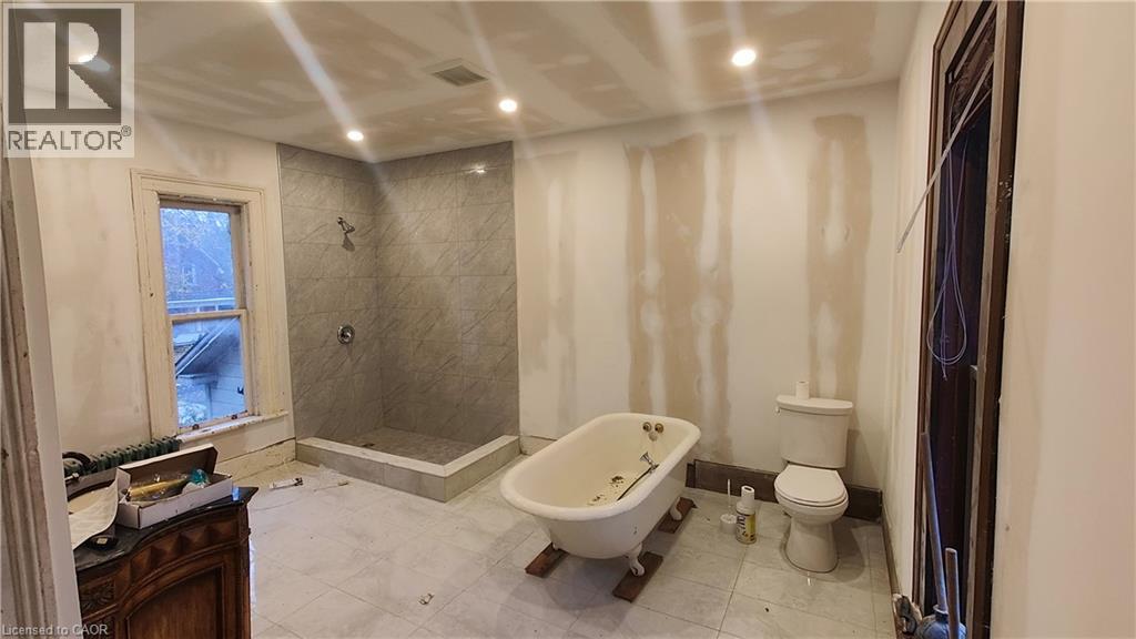 104 Patrick Street E, Wingham, Ontario  N0G 2W0 - Photo 14 - 40787292