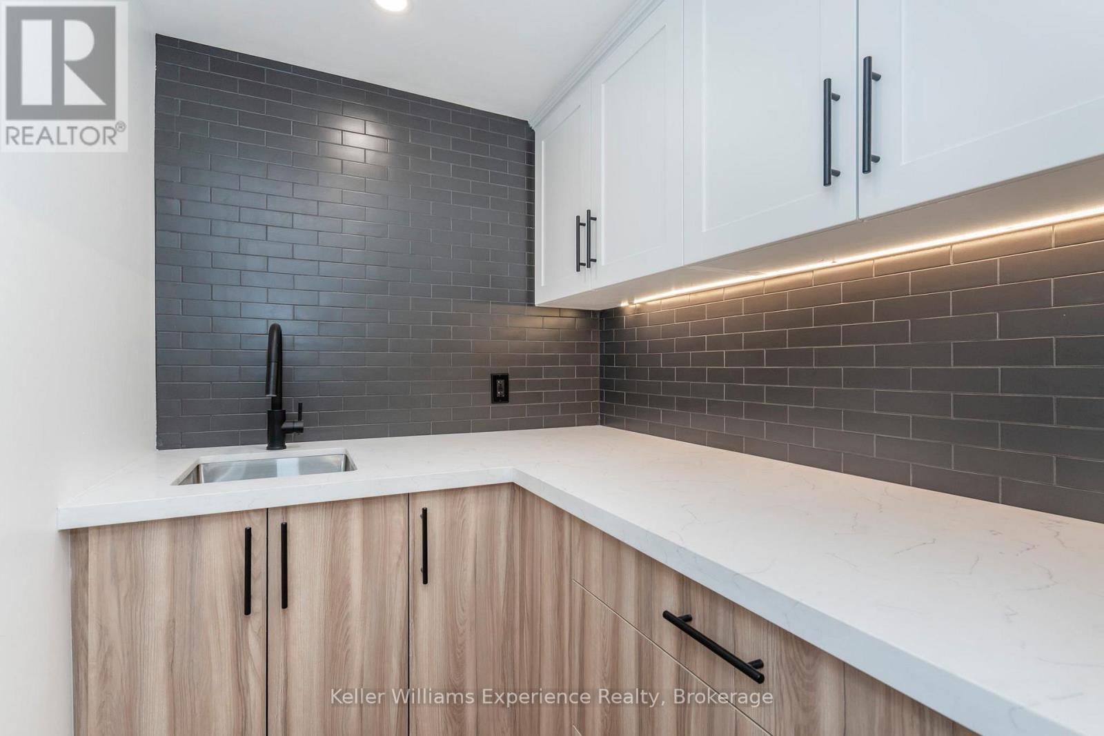 3355 Muskoka Street, Severn, Ontario  L0K 2B0 - Photo 11 - S12540596