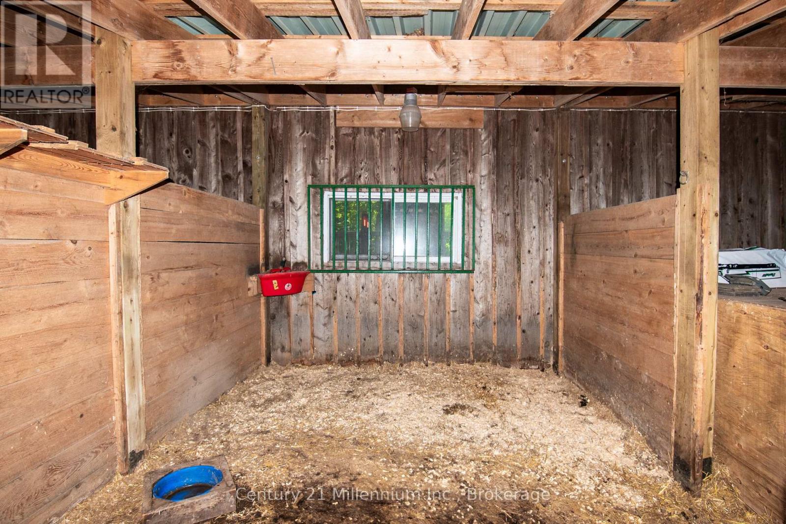 415198 Baseline Road, West Grey, Ontario  N0G 1R0 - Photo 15 - X12540636