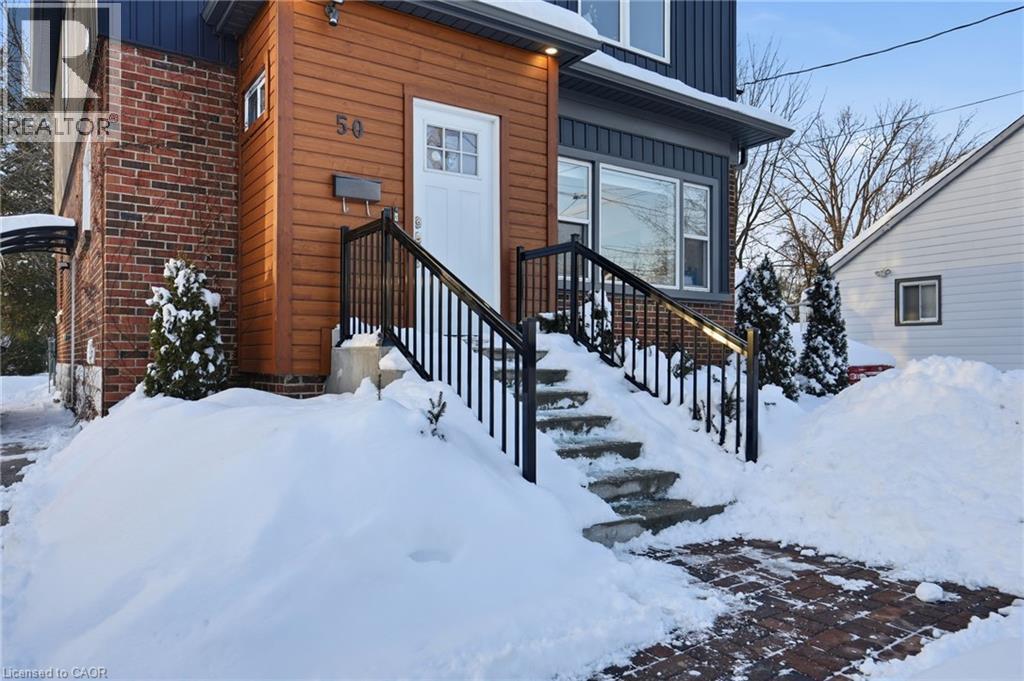 50 Broadway Avenue, Hamilton, Ontario  L8S 2V7 - Photo 3 - 40787898