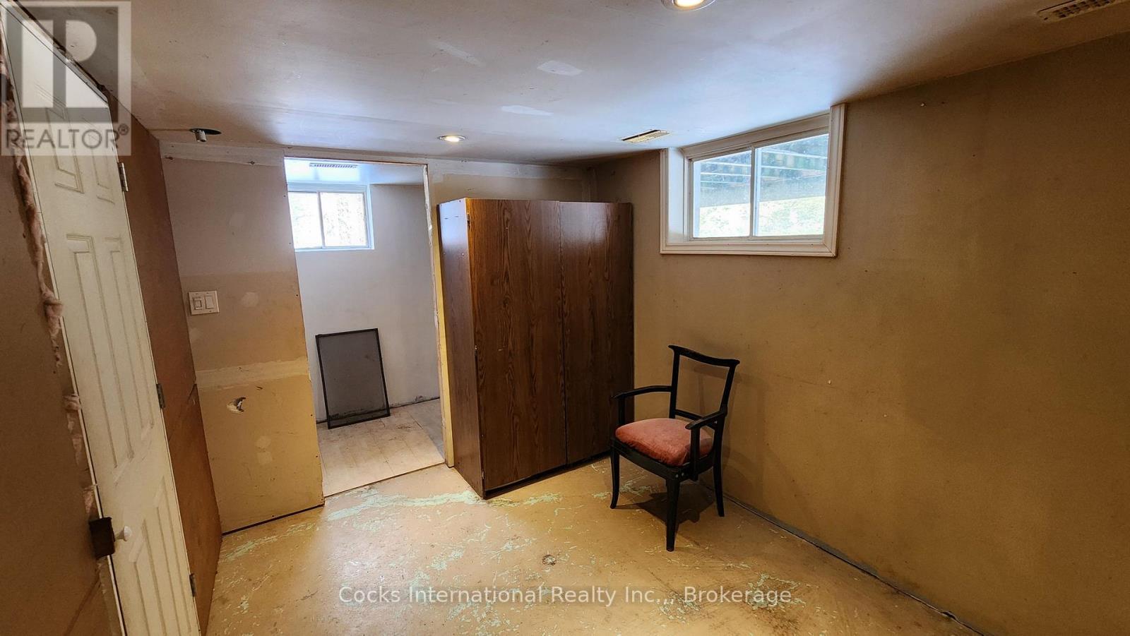 44 Expressway Road, Perry, Ontario  P0A 1J0 - Photo 11 - X12548048