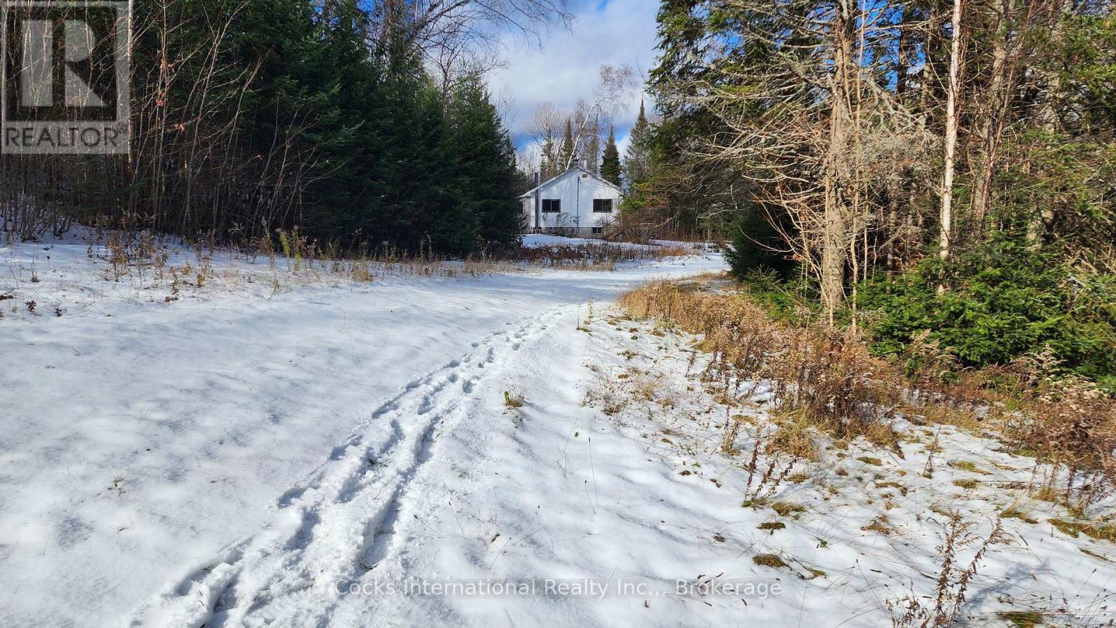 44 Expressway Road, Perry, Ontario  P0A 1J0 - Photo 23 - X12548048