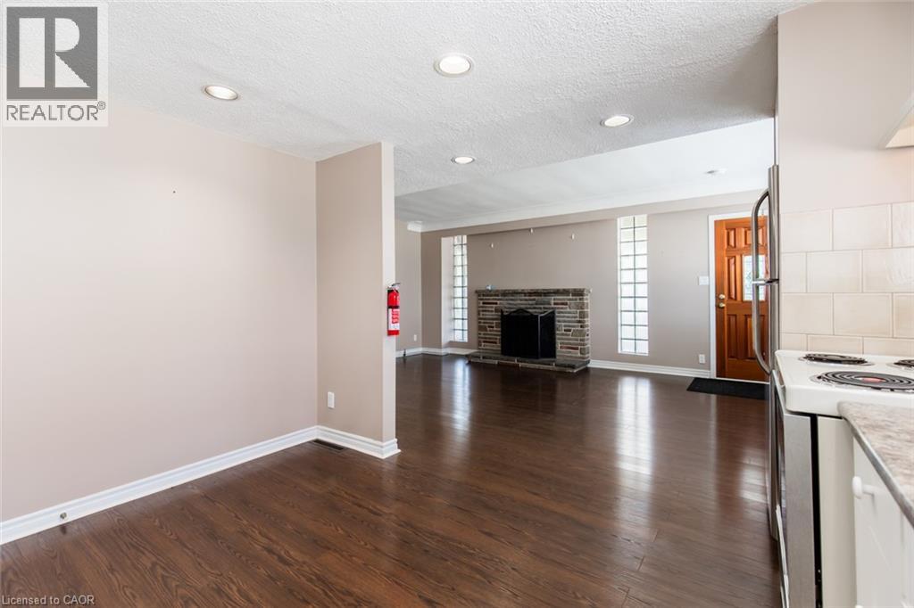 2340 King Street E, Hamilton, Ontario  L8K 1X7 - Photo 22 - 40790710