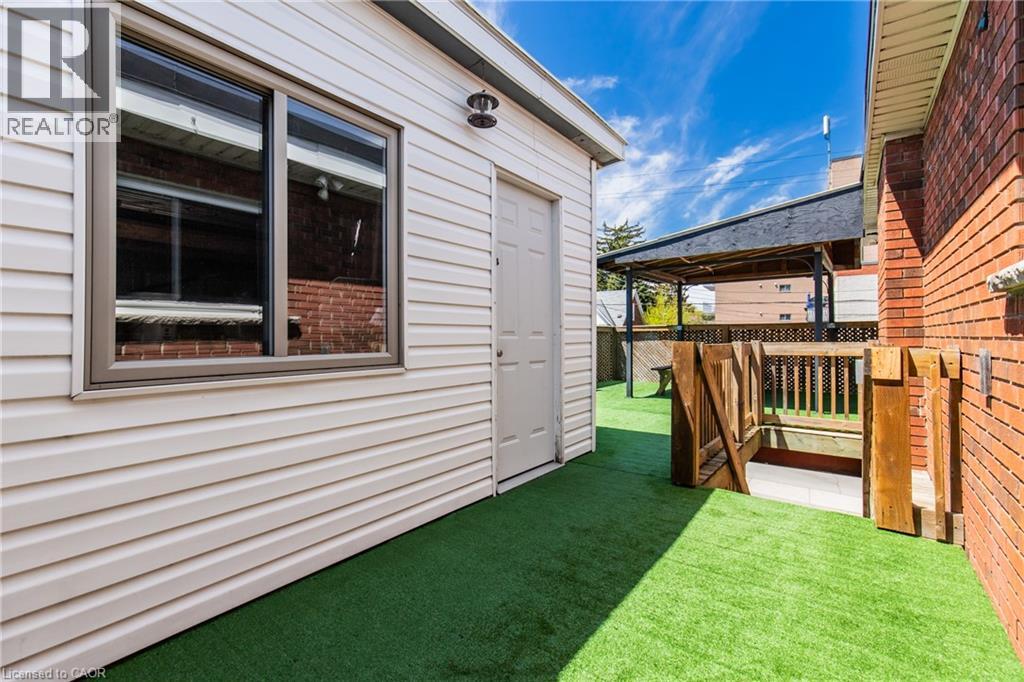 2340 King Street E, Hamilton, Ontario  L8K 1X7 - Photo 26 - 40790710