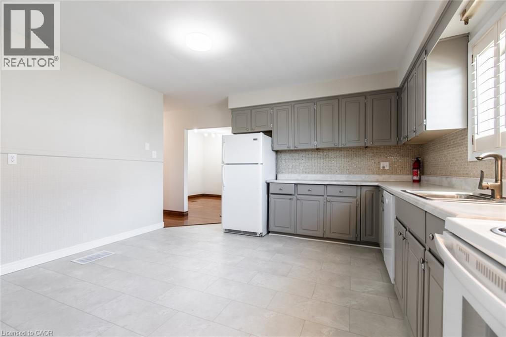 2340 King Street E, Hamilton, Ontario  L8K 1X7 - Photo 33 - 40790710